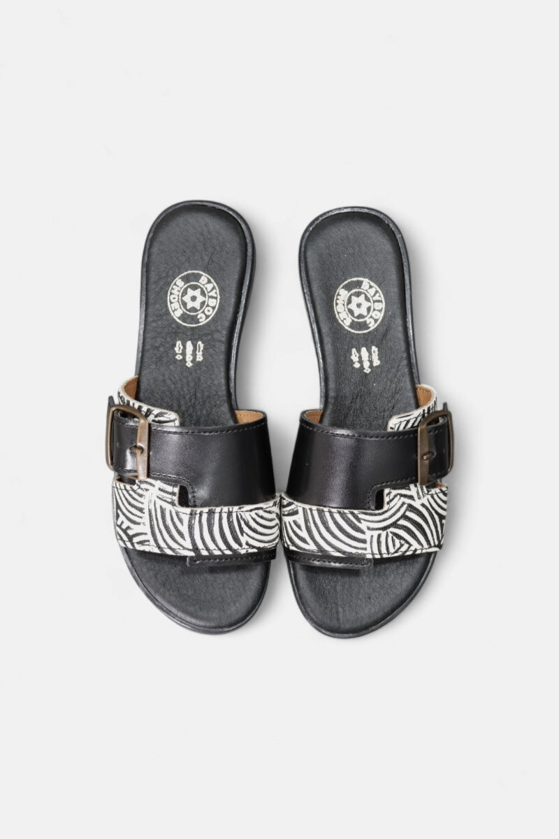 Chinelo de Mulher GIRONA 4892