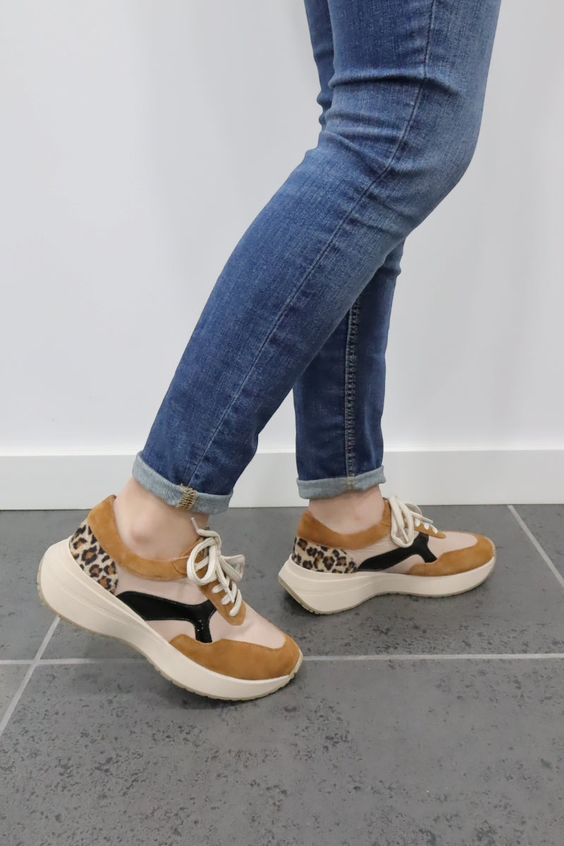 Ténis de Senhora em Pele Multicor Camel | Daydoc NAZARÉ 25153/002
