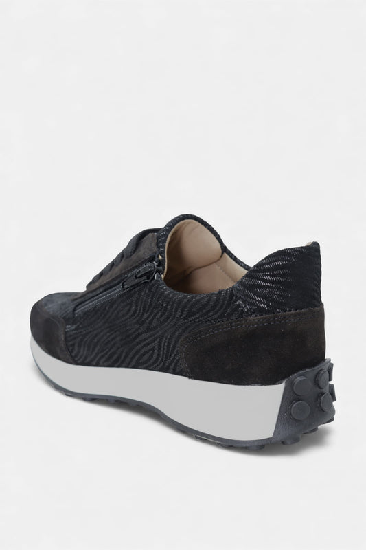 Ténis em Camurça Preta com Cordão e Fecho | Daydoc - Aveiro 683F