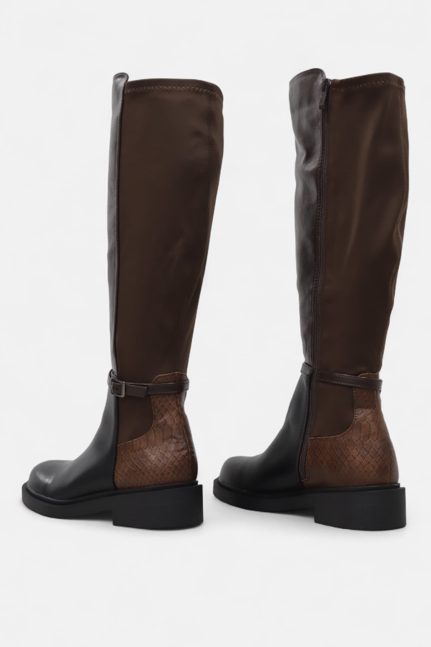 Botas de Senhora - Estilo Cavaleiras em Pele Sintética e Licra Mod.5550