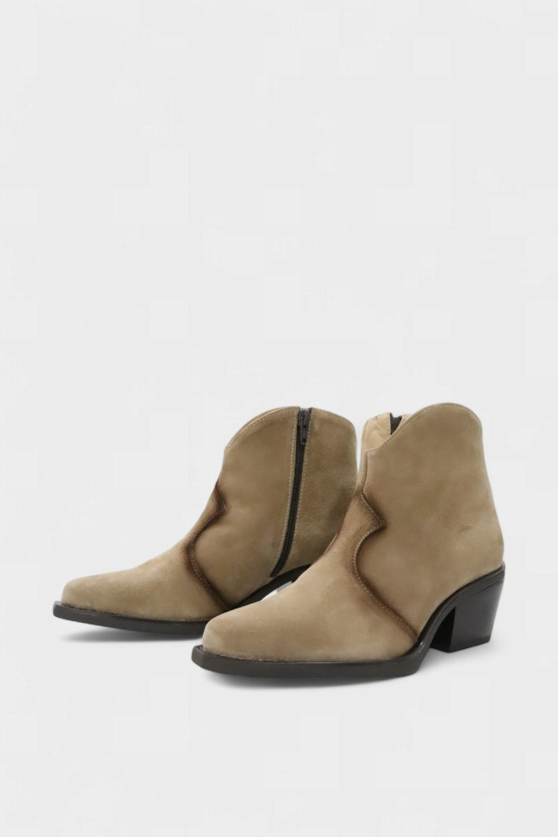 Botas Mulher AMARILLO 2430