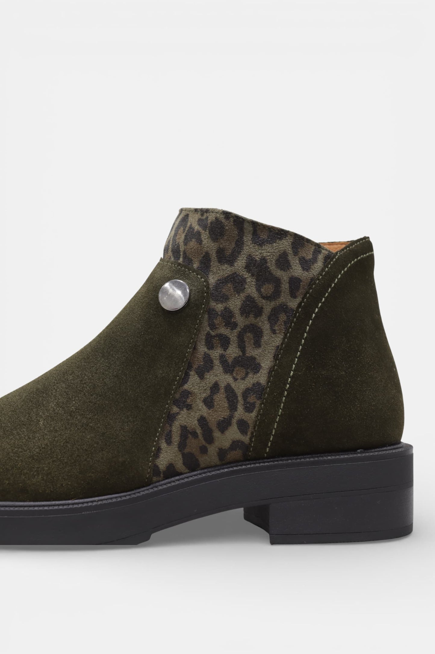 Botas Mulher Camurça Verde com Leopardo | Daydoc - 5120CL
