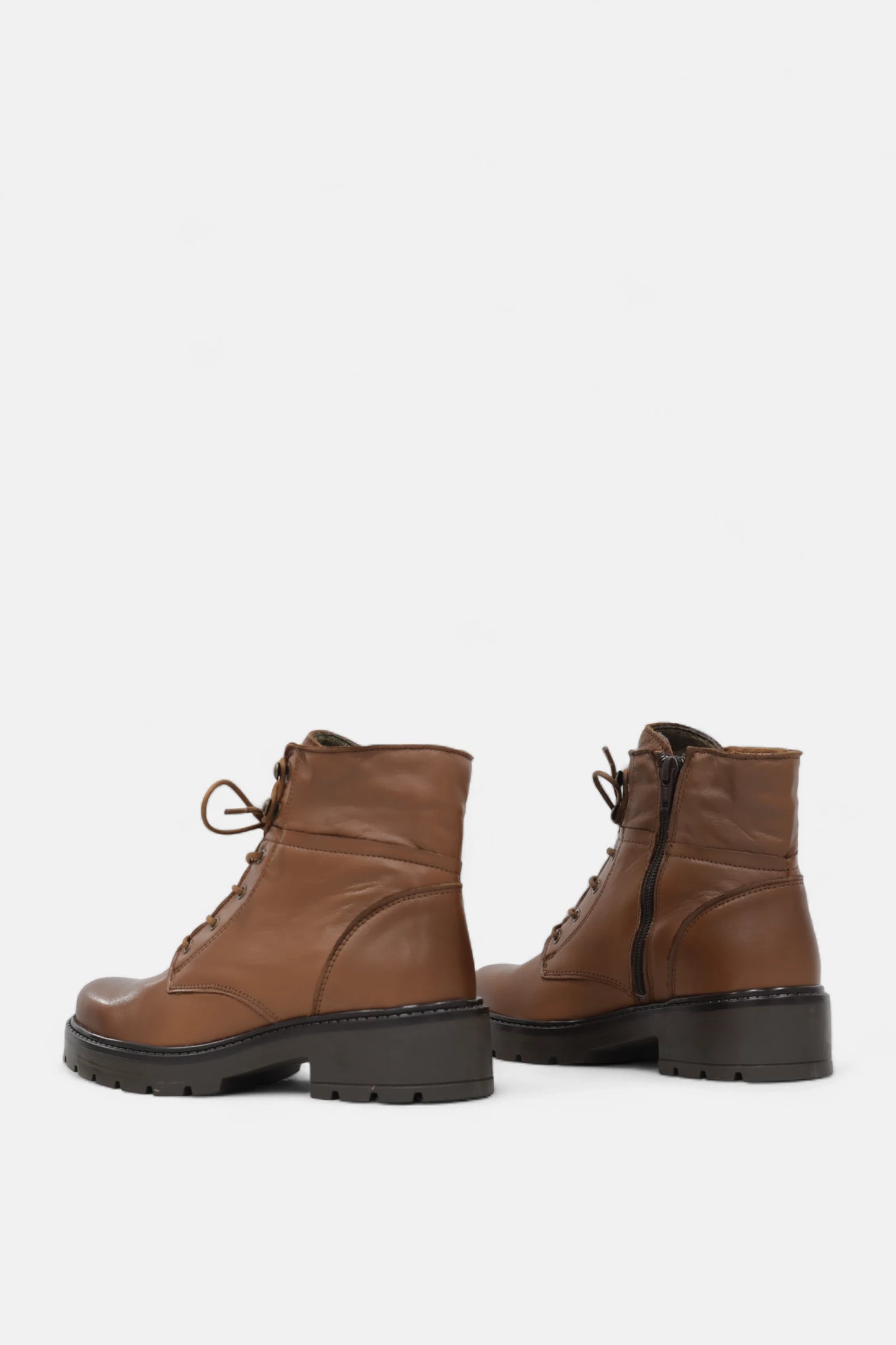 Botas de Mulher em Pele com Cordão e Fecho | Daydoc Linz - N78810