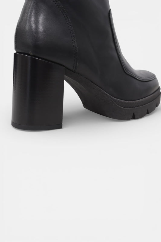 Bota em Pele Preta Salto Bloco | Daydoc PILSEN 2435