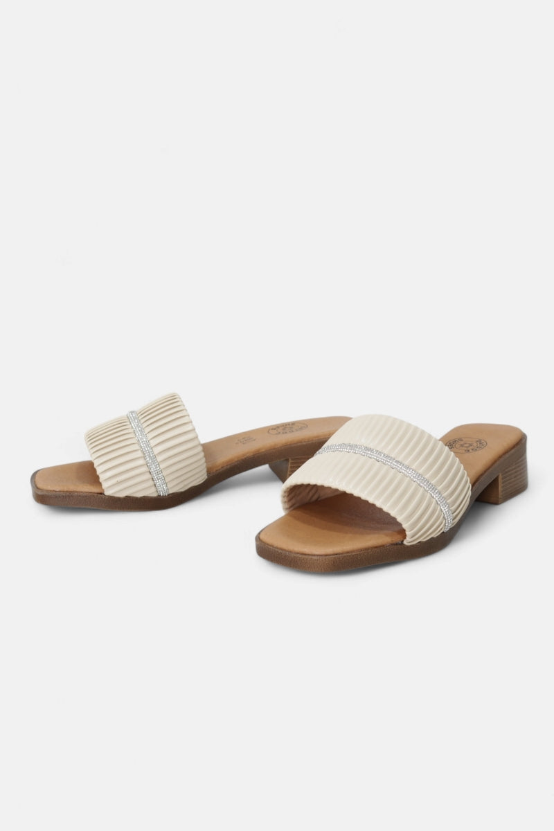 Chinelo raso em pele para mulher bege - Daydoc Genebra