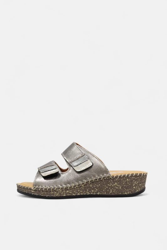Chinelos de cunha Daydoc Adana em pele bronze