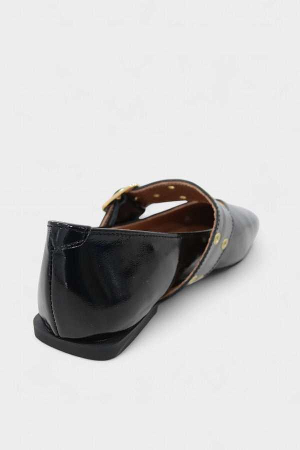 Sabrinas em Pele Verniz Preto com Fivela | Daydoc Bordéus - 5801