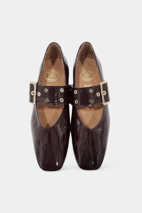 Sabrinas Mary Jane de salto baixo em pele envernizada para mulher Daydoc Bordéus bordô