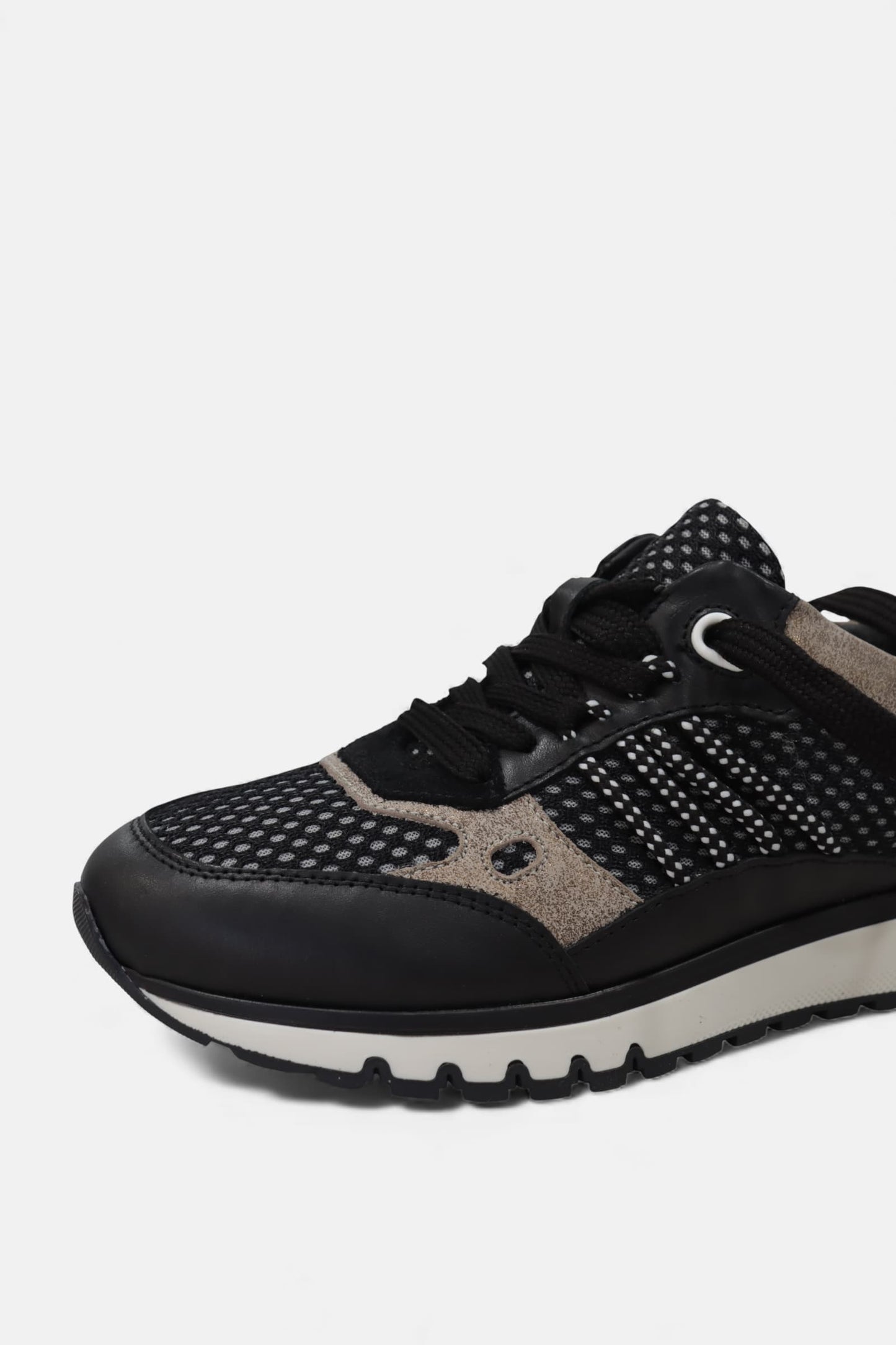 Sapatilhas de Senhora em Pele | Daydoc MAFRA 24481