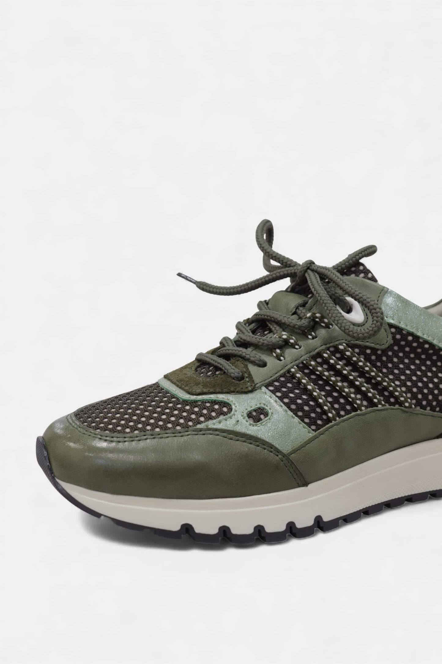 Sapatilhas de Senhora em Pele | Daydoc MAFRA 24481