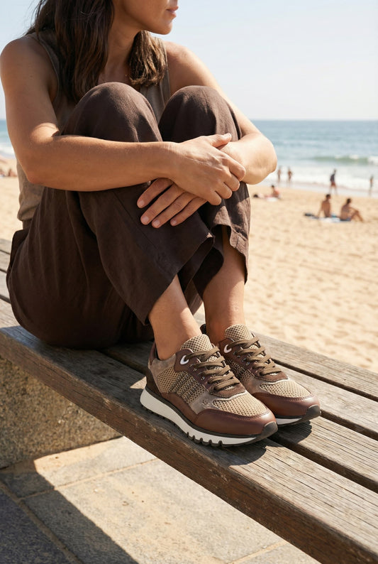 Sapatilhas em pele para mulher Daydoc Mafra castanho