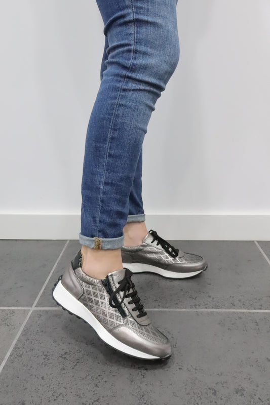 Sapatilhas em pele laminada Daydoc Vagos chumbo para mulher