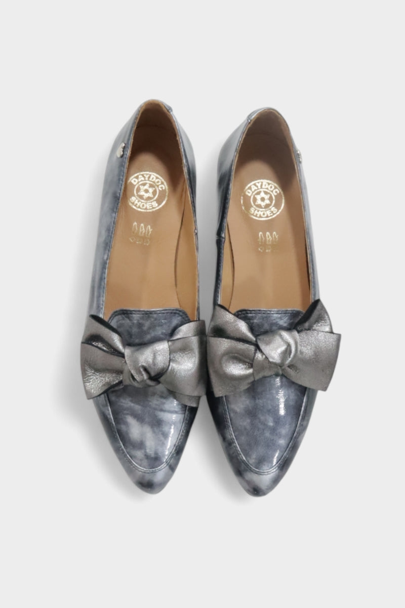 Sapatos salto baixo mulher Daydoc Milão cinza vista frontal