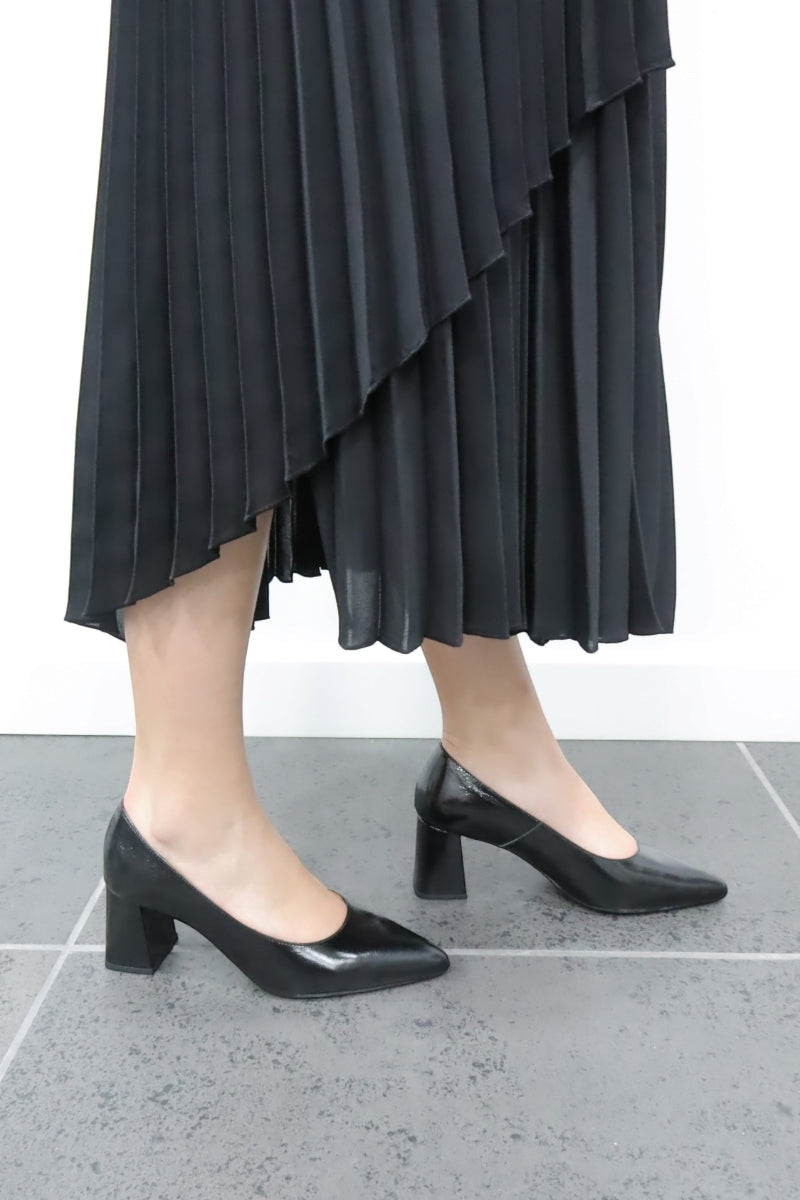 Sapatos de salto alto em verniz para mulher Daydoc Estoril preto