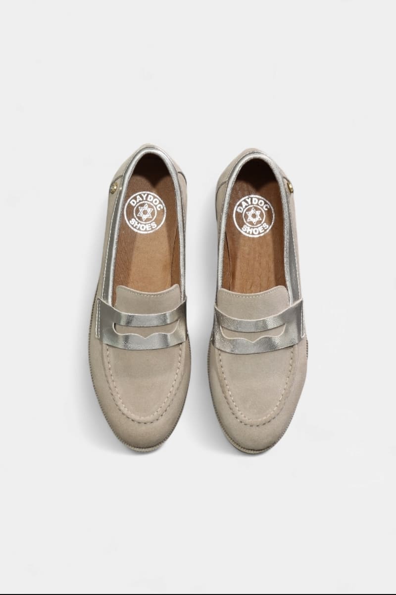 Mocassins Daydoc Londres bege elegantes em camurça para uso profissional