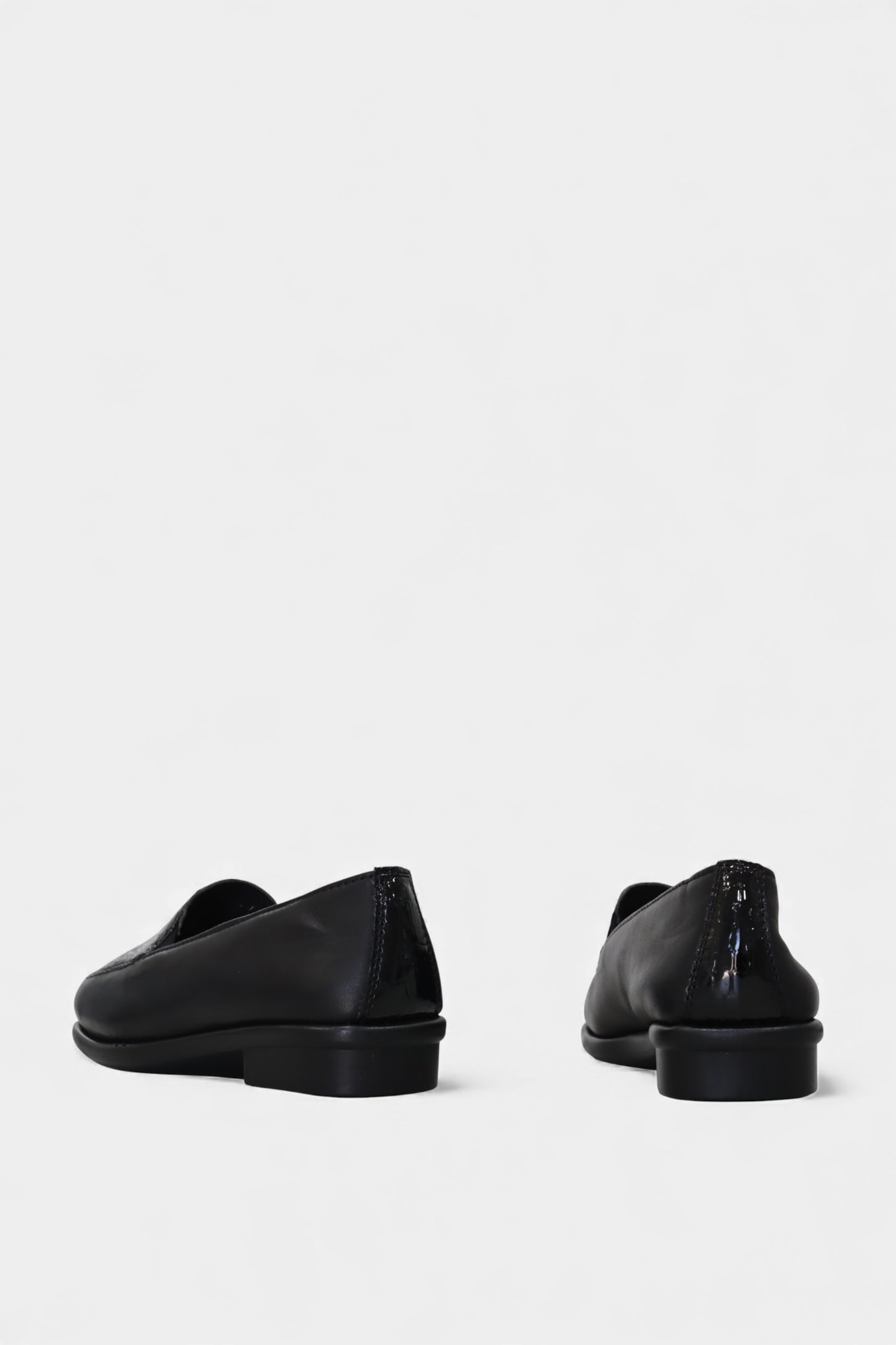 Sapatos de salto baixo em pele para mulher Daydoc Alenquer preto