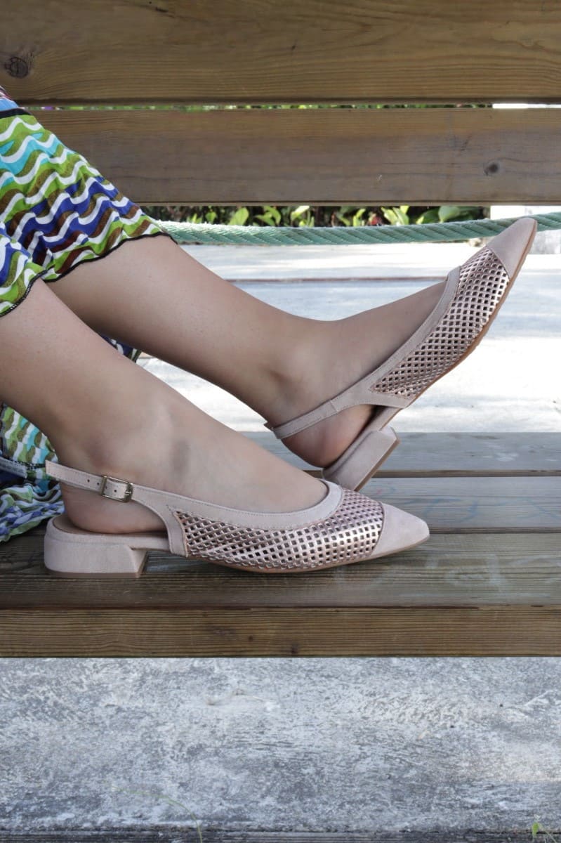 Sapatos slingback Daydoc Montreux em pele nude